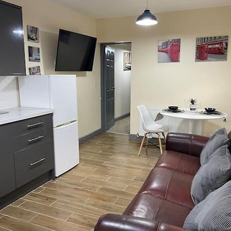 Modern 2 Bedroom Apartment In Derby City Centre Eksteriør billede