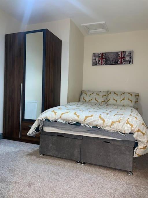 Modern 2 Bedroom Apartment In Derby City Centre Eksteriør billede